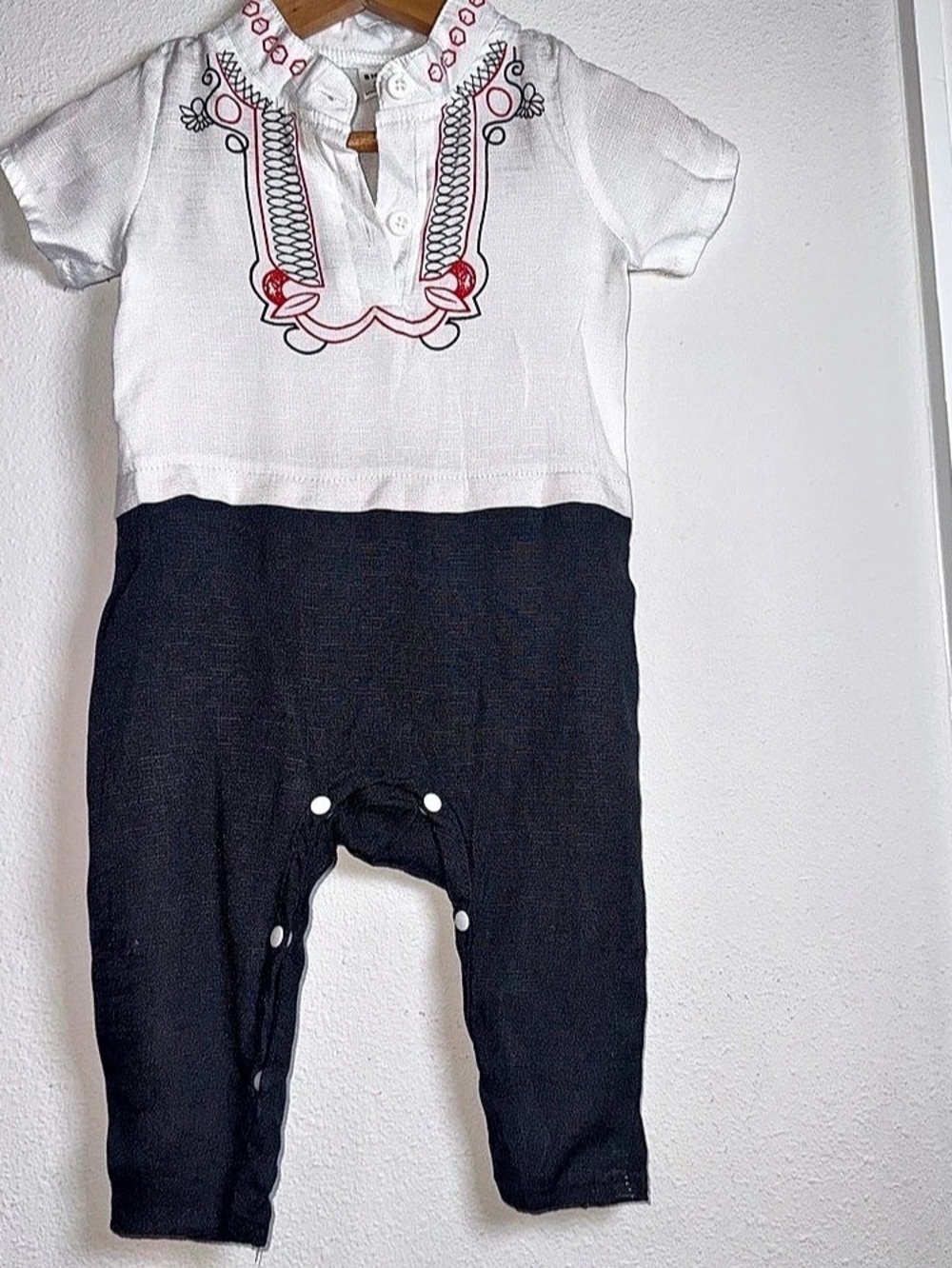 SHEIN Newborn Baby Boys Romper Collared Black And White 2 In 1 Design & White Si